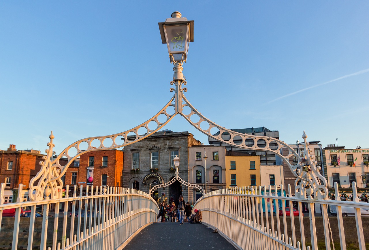 7 Days in Dublin and Beyond: Cliffs, Castles, and Culinary Delights